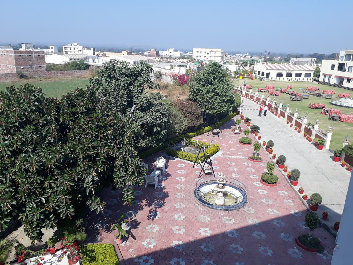 Hotel Deepali Sāgar Exterior foto