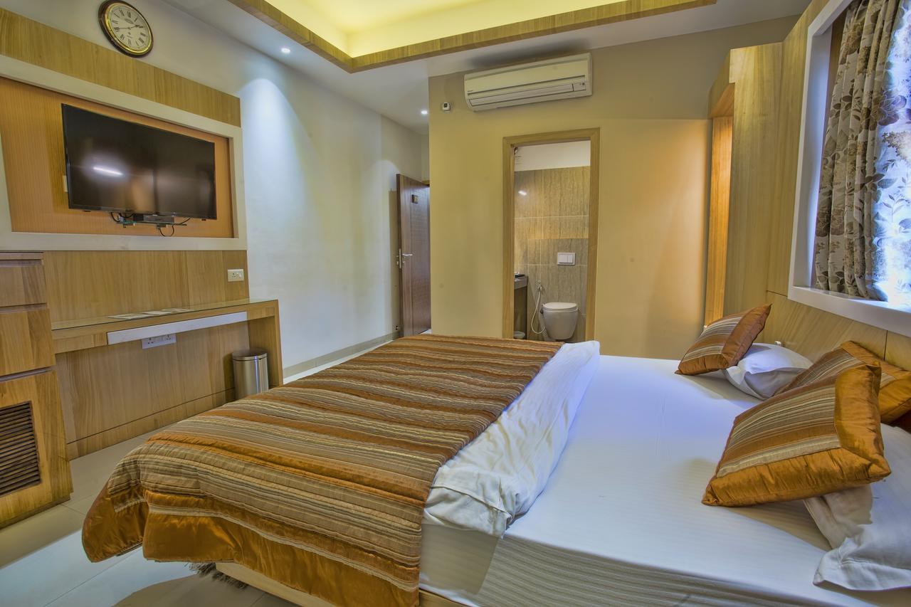 Hotel Deepali Sāgar Exterior foto